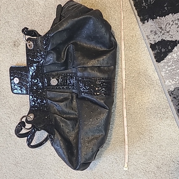 GUESS bag - Picture 9 of 10